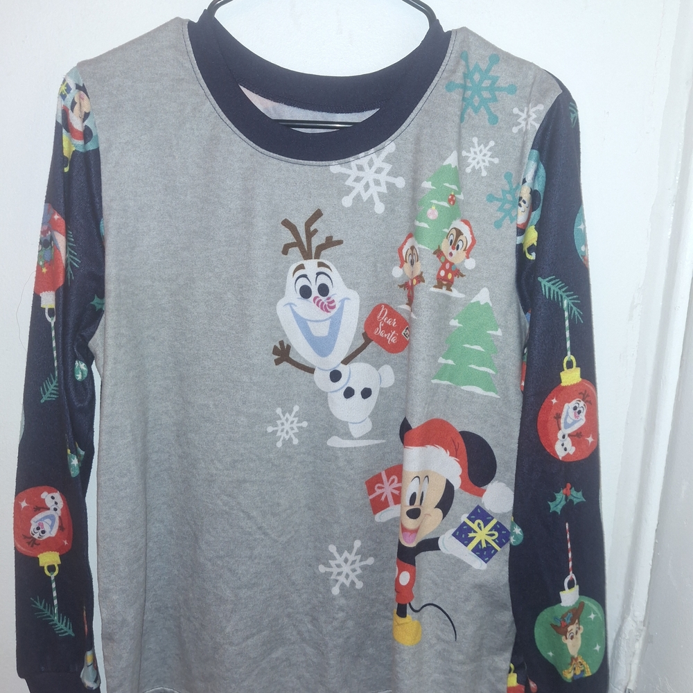 Disney Adult Holiday Graphic Shirt - Gray and Black